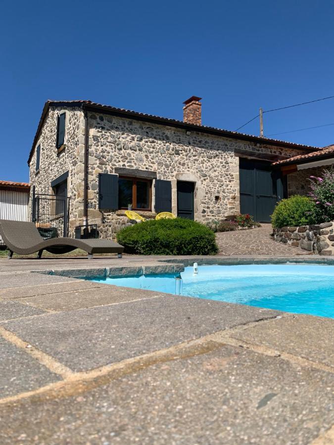 Domaine Des Pierres D Auvergne Flat Kültér fotó